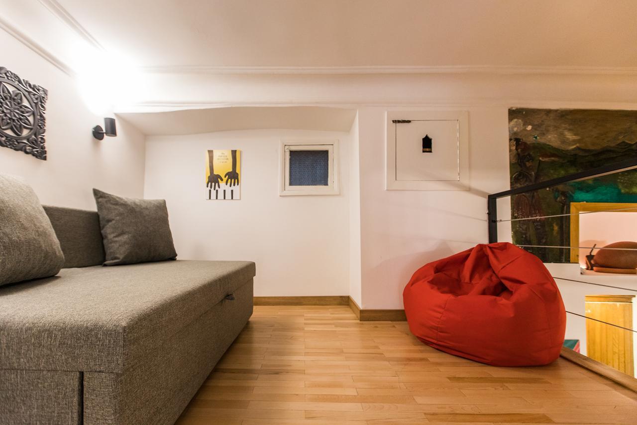 New Apartment On Rustaveli Avenue ティビリシ エクステリア 写真